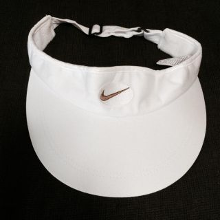 ナイキ(NIKE)の☆美品☆ナイキ サンバイザー ゴルフ ジョギング テニス レディース メンズ(その他)