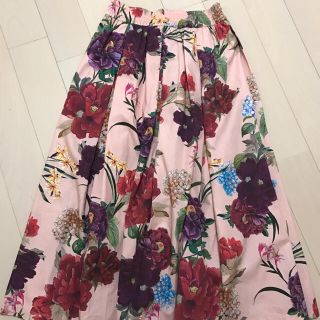 ザラ(ZARA)のZARA花柄スカート(ロングスカート)