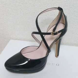 マーキュリーデュオ(MERCURYDUO)のストラップ付エナメルパンプス♡新品(ハイヒール/パンプス)