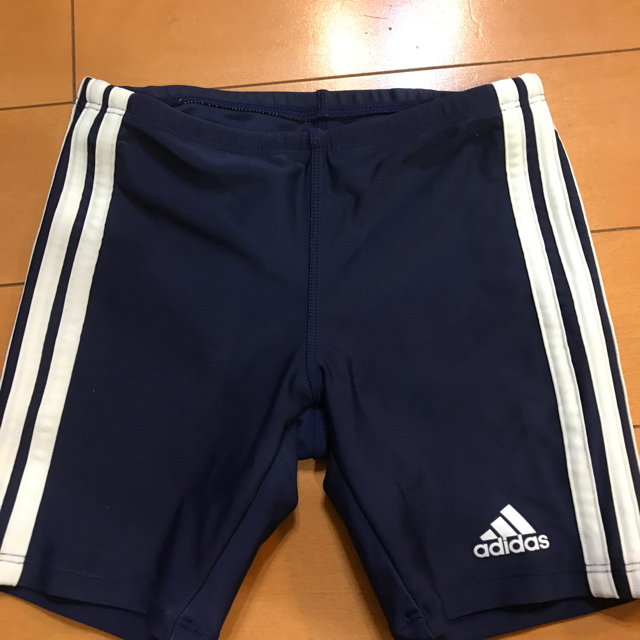 adidas(アディダス)の水着 アディダス 130 男の子 男児 adidas プール スイミング キッズ/ベビー/マタニティのキッズ服男の子用(90cm~)(水着)の商品写真