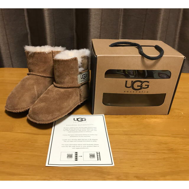 UGG(アグ)の【新品】UGG ベビー ブーツ キッズ/ベビー/マタニティのベビー靴/シューズ(~14cm)(ブーツ)の商品写真