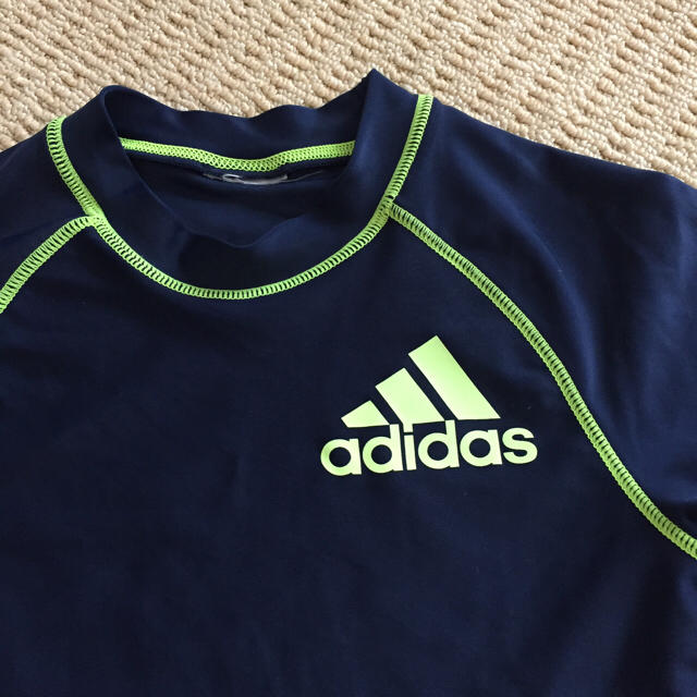 adidas(アディダス)のラッシュガード☆130〜140 キッズ/ベビー/マタニティのキッズ服男の子用(90cm~)(水着)の商品写真