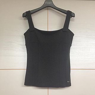 フォクシー(FOXEY)の美品 foxey New York 38 黒 ブラック ノースリーブ(カットソー(半袖/袖なし))