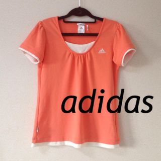 アディダス(adidas)のadidas♡トップス(カットソー(半袖/袖なし))