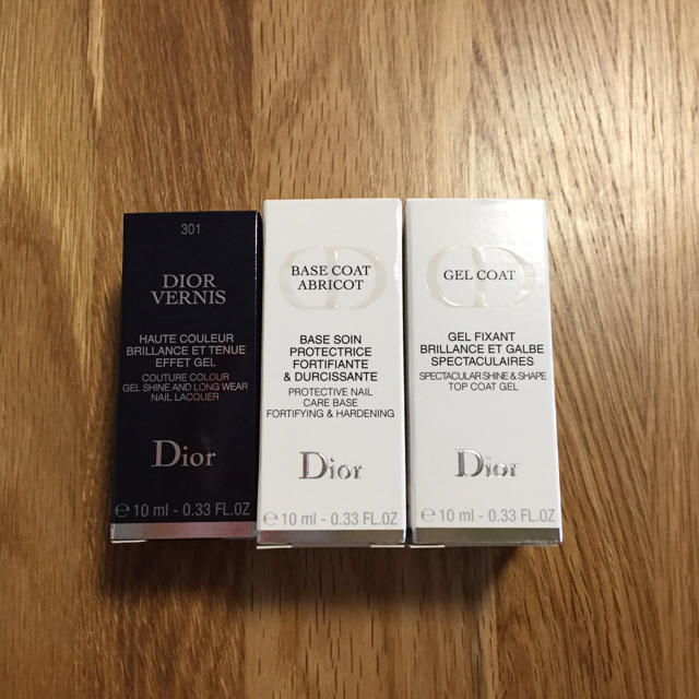 Dior(ディオール)のDior ネイル3個 コスメ/美容のネイル(マニキュア)の商品写真