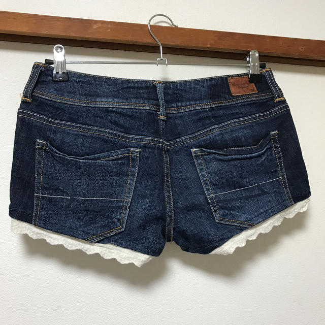 American Eagle(アメリカンイーグル)のアメリカンイーグル♡裾刺繍レースデニムショートパンツ♡4サイズ レディースのパンツ(ショートパンツ)の商品写真