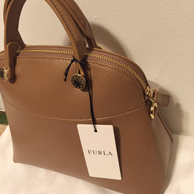 Furla(フルラ)の専用♡新品♡未使用 FURLAパイパーS レディースのバッグ(ショルダーバッグ)の商品写真