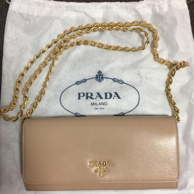 PRADA(プラダ)の時間限定値引き♡新品！PRADAチェーンウォレット2点セット レディースのファッション小物(財布)の商品写真