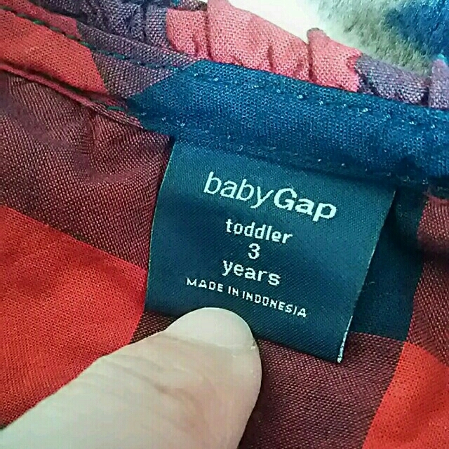 babyGAP(ベビーギャップ)の〖 キッズ〗babyGAP チェックトップス 100 キッズ/ベビー/マタニティのキッズ服女の子用(90cm~)(その他)の商品写真