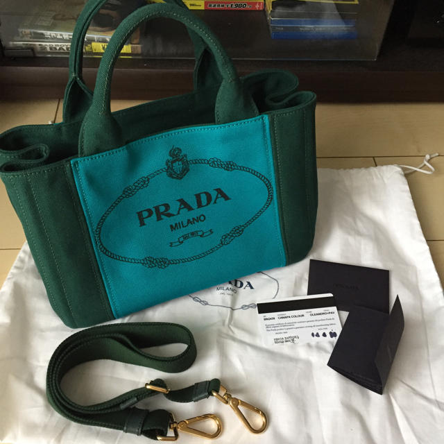 PRADA トート　20210319