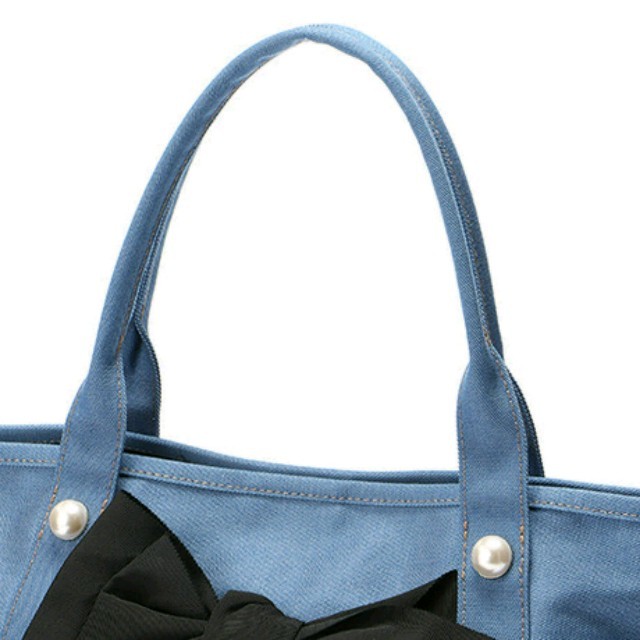 LANVIN en Bleu(ランバンオンブルー)のランバン　デニムトートバッグ レディースのバッグ(トートバッグ)の商品写真