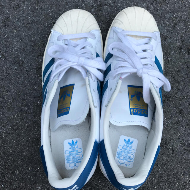 SUPERSTAR(スーパースター)のadidas スーパースター 水色 23.5cm レディースの靴/シューズ(スニーカー)の商品写真