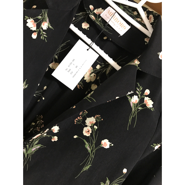 セール定番 mirror9 ミラーナイン Flower shirts onepieceの通販 by ®️｜ラクマ 好評新品