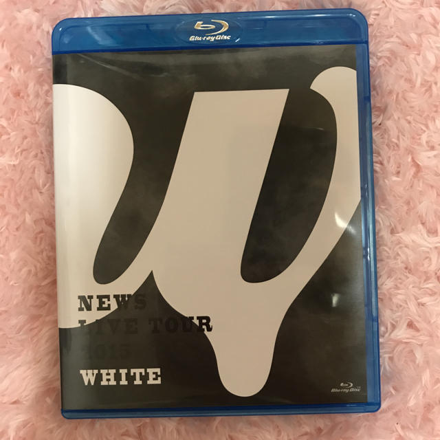 NEWS(ニュース)のNEWS WHITE Blu-ray エンタメ/ホビーのタレントグッズ(アイドルグッズ)の商品写真