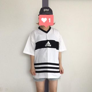 アディダス(adidas)のadidas ロゴTEE(Tシャツ/カットソー(半袖/袖なし))