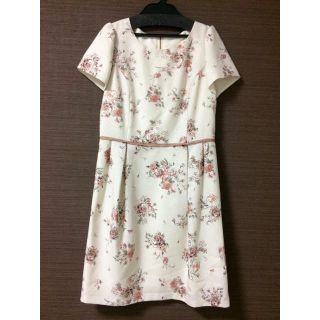 レッセパッセ(LAISSE PASSE)の本日限定セール♡試着のみ♡未使用品♡ローズ柄ワンピース(ひざ丈ワンピース)