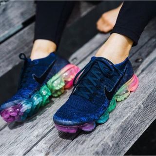 Nike 6 1発売 Nike Vapormax Betrue レインボー 24cmの通販 ラクマ Nike 6 1発売 Nike Vapormax Betrue レインボー 24cmの通販 ラクマ