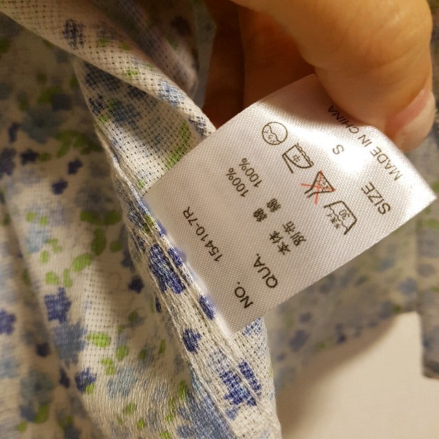 花柄 シャツ メンズ ブルー 小花柄 ノーブランドの通販 By まみ S Shop ラクマ 花柄 シャツ メンズ ブルー 小花柄 ノーブランドの通販 By まみ S Shop ラクマ