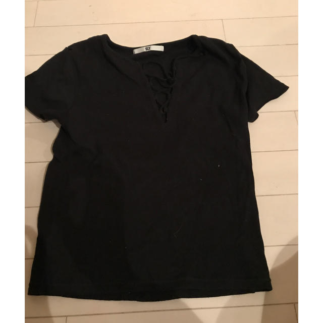 SLY(スライ)のSLYレースアップTシャツ レディースのトップス(Tシャツ(半袖/袖なし))の商品写真