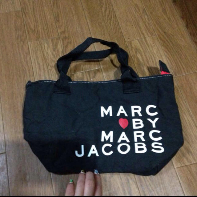 MARC BY MARC JACOBS(マークバイマークジェイコブス)のマーク＊ミニバッグ レディースのバッグ(ハンドバッグ)の商品写真