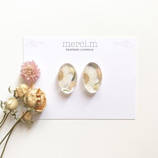 no.366 押し花レジンピアス イヤリング(ピアス)