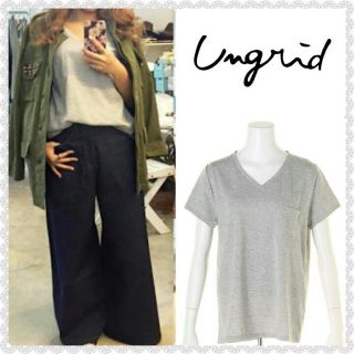 アングリッド(Ungrid)のungrid❤︎VネックポケットＴ タグなし新品 最終値下げ(Tシャツ(半袖/袖なし))