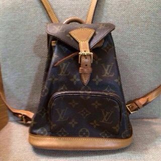 ルイヴィトン(LOUIS VUITTON)の☆ヴィトン リュック☆三越にて購入(リュック/バックパック)