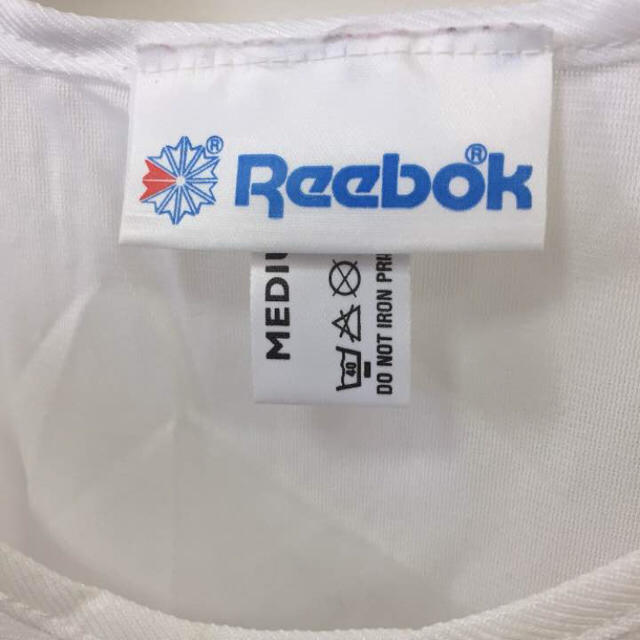 Reebok(リーボック)のリーボック タンクトップ 美品 レディースのトップス(タンクトップ)の商品写真