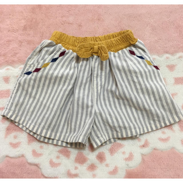 しまむら(シマムラ)のフレア ショートパンツ キッズ/ベビー/マタニティのキッズ服女の子用(90cm~)(パンツ/スパッツ)の商品写真