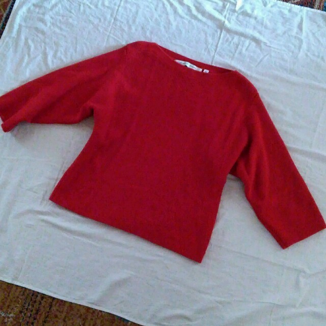 UNIQLO(ユニクロ)のルメール カシミヤ ニット ボートネック 赤 レッド レディースのトップス(ニット/セーター)の商品写真