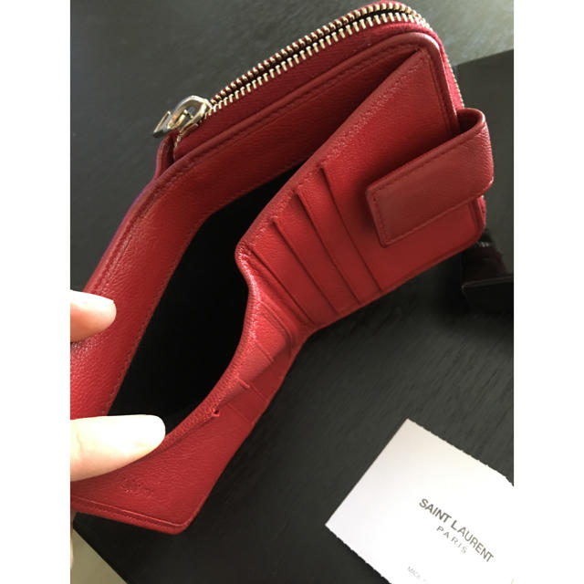 Saint Laurent(サンローラン)のイヴ・サンローラン⭐️二つ折り財布 レディースのファッション小物(財布)の商品写真