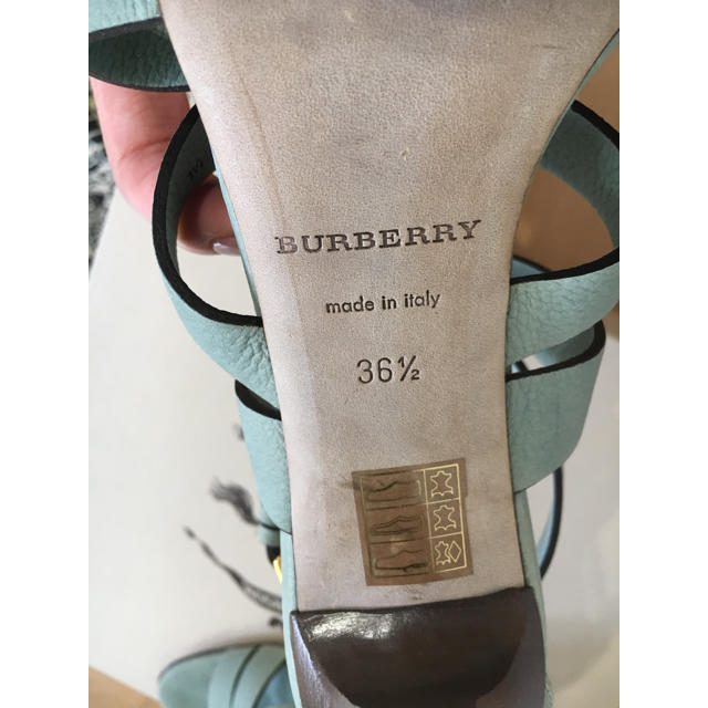 BURBERRY(バーバリー)のBurberry♡サンダル ヒール レディースの靴/シューズ(サンダル)の商品写真