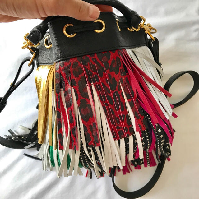 Saint Laurent(サンローラン)のサンローラン フリンジバッグ 検)フェンディ Fendi レディースのバッグ(ハンドバッグ)の商品写真