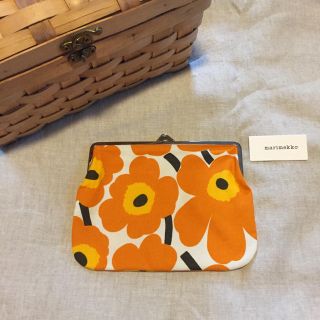 マリメッコ(marimekko)のちょーさま専用ページ【新品】マリメッコ がま口 ポーチ 大(ポーチ)