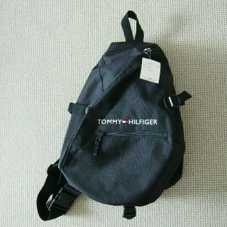 トミーヒルフィガー(TOMMY HILFIGER)の《新品》TOMMY HILFIGER ボディバッグ(ボディーバッグ)