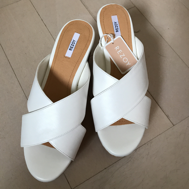 REZOY(リゾイ)のREZOY サンダル L 新品 rady renda好きに♡ レディースの靴/シューズ(サンダル)の商品写真