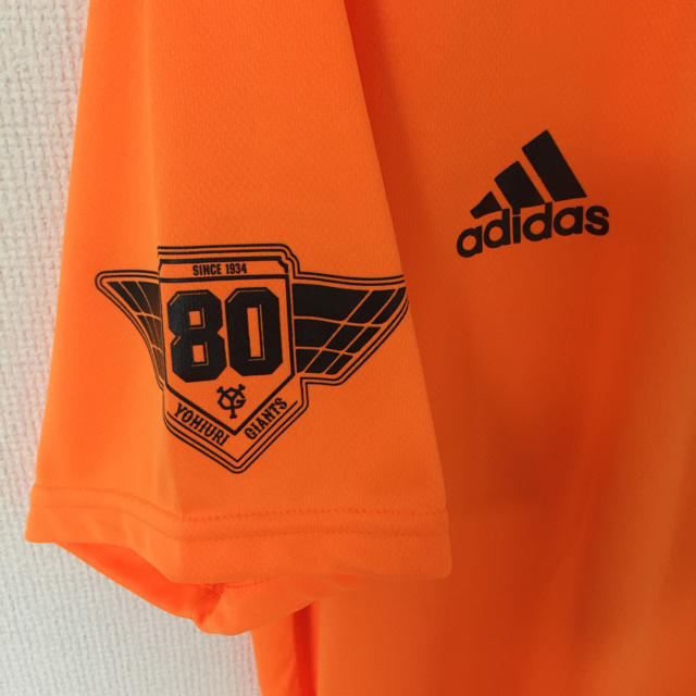 adidas(アディダス)のジャイアンツ 来場者特典 応援Ｔシャツ スポーツ/アウトドアの野球(応援グッズ)の商品写真