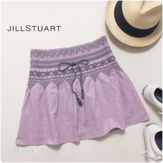 JILLSTUART(ジルスチュアート)のジルスチュアート . スモック刺繍 パステルパープル スカート レディースのスカート(ミニスカート)の商品写真