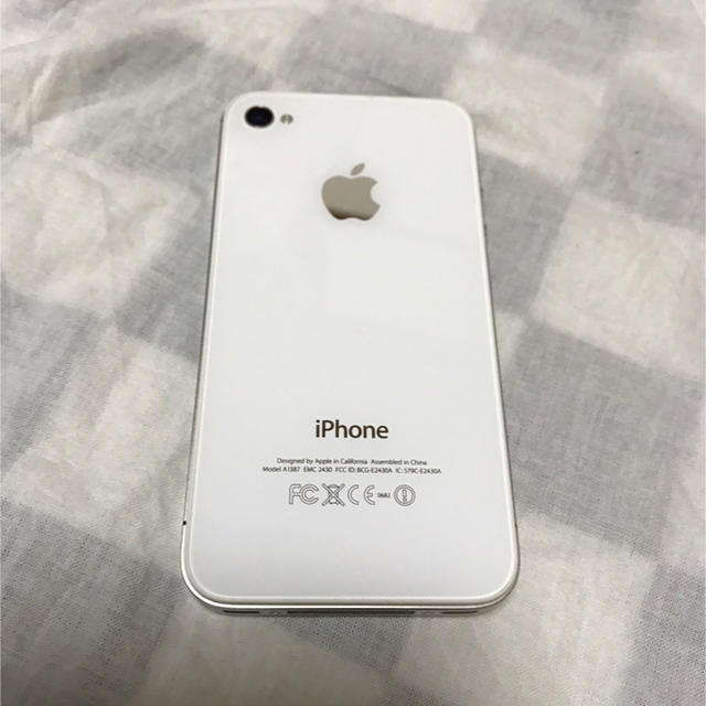 Apple(アップル)のiPhone4s 本体 白ロム 16GB 本日限定価格 スマホ/家電/カメラのスマートフォン/携帯電話(スマートフォン本体)の商品写真