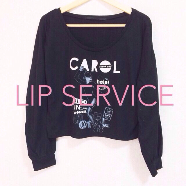 LIP SERVICE(リップサービス)のLIP SERVICE♡ショートトップス レディースのトップス(カットソー(長袖/七分))の商品写真