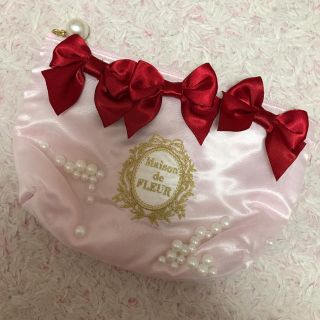 メゾンドフルール(Maison de FLEUR)のMaison de FLEUR♡原宿限定♡リボンポーチ(ポーチ)