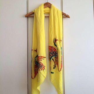 ザラ(ZARA)の新品タグ付き Yellow ショール(マフラー/ショール)