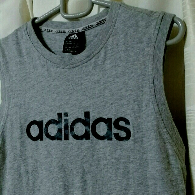 adidas(アディダス)のadidasのsimpleグレーのロングめタンク☆BEAMS・STUSSY・系 レディースのトップス(タンクトップ)の商品写真