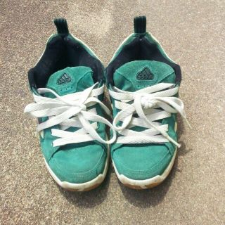 アディダス(adidas)のadidas  みどりスニーカー(スニーカー)