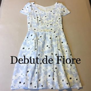 デビュードフィオレ(Debut de Fiore)のびーちょこ様 専用❤️ 後ろレースアップ フラワーワンピ 35(ひざ丈ワンピース)