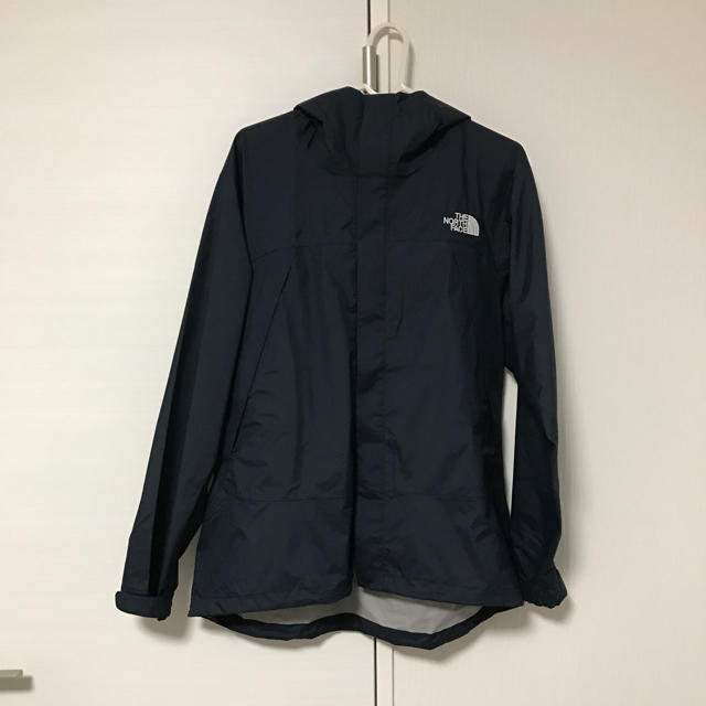 THE NORTH FACE(ザノースフェイス)のノースフェイス ドットショット ジャケット 新品未使用 Mサイズ メンズのジャケット/アウター(マウンテンパーカー)の商品写真