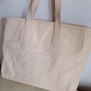 ジバンシィ(GIVENCHY)のGIVENCHY❤︎ベージュBag❤︎(トートバッグ)