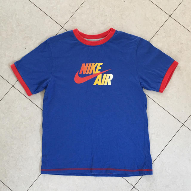 NIKE(ナイキ)のナイキ 140 S Tシャツ 2枚セット キッズ/ベビー/マタニティのキッズ服男の子用(90cm~)(Tシャツ/カットソー)の商品写真