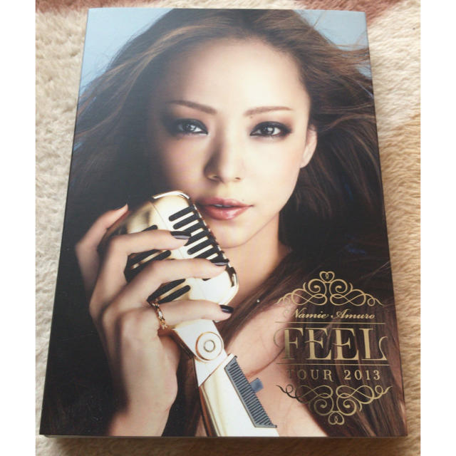 安室奈美恵 FEEL TOUR2013 DVD エンタメ/ホビーのDVD/ブルーレイ(ミュージック)の商品写真