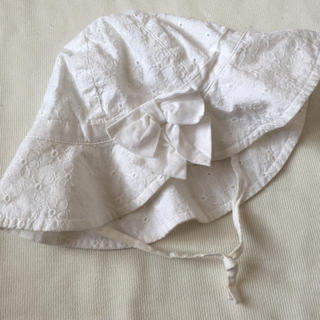 エイチアンドエム(H&M)の美品♡H&M ベビー 帽子 ハット 白 ホワイト(帽子)